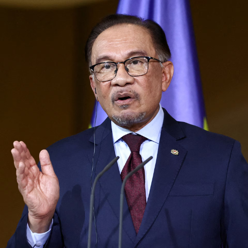 Anwar Ibrahim Calls for UN Sanctions on Israel Over Palestine Crisis