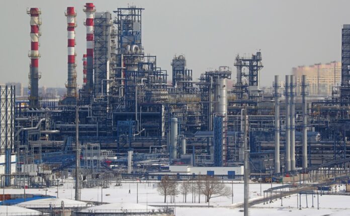 Sanctions Shock: Russian ESPO Crude Faces Declining Demand in China