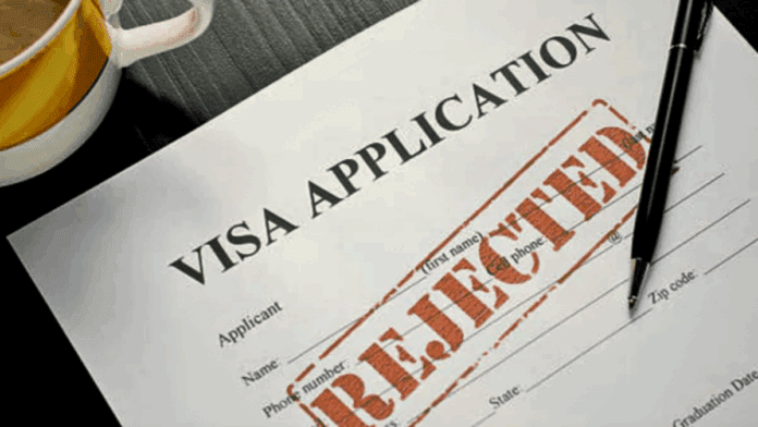 Indian Student’s US Visa Delayed After Reddit Account Not Listed in DS-160