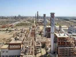EU Sanctions Disrupt Oil Trade: India’s Refiners Plan Ahead