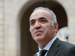 Russia accuses Garry Kasparov of promoting terrorist content online