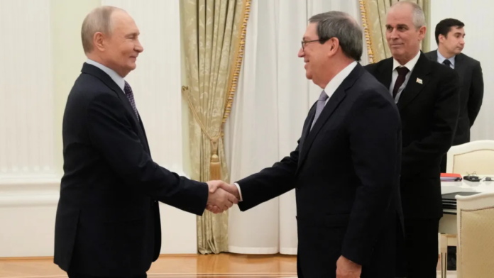 Russia stands by Cuba amid new international restrictions, says Putin